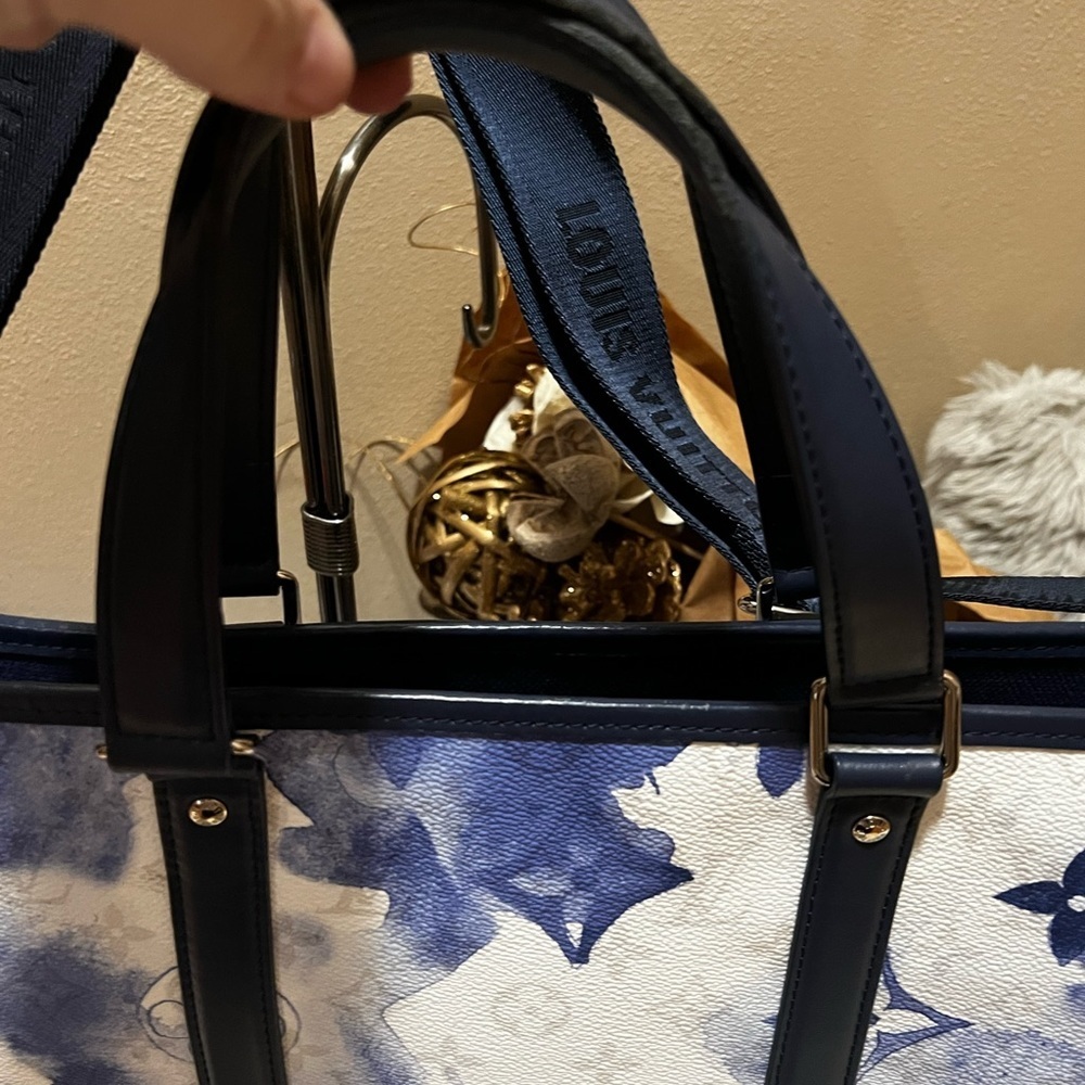 LOUIS VUITTON 2021 Monogram Watercolor Weekend Tote GM - Picture 3 of 16